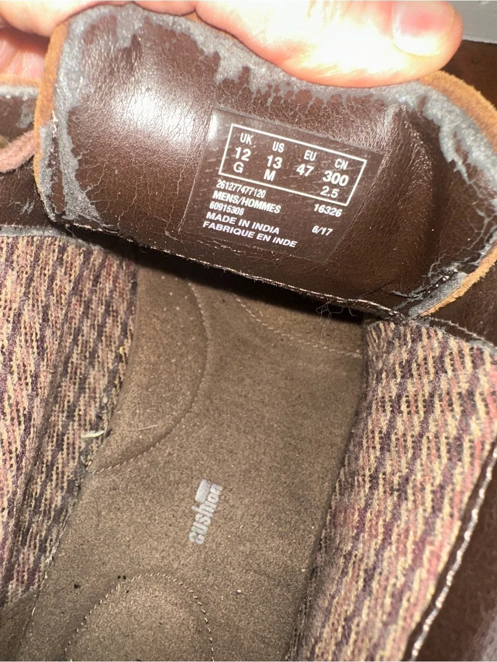 Clark’s Men’s Hinman Brown Suede Chukka Boots - Casual Lace-Up size 13